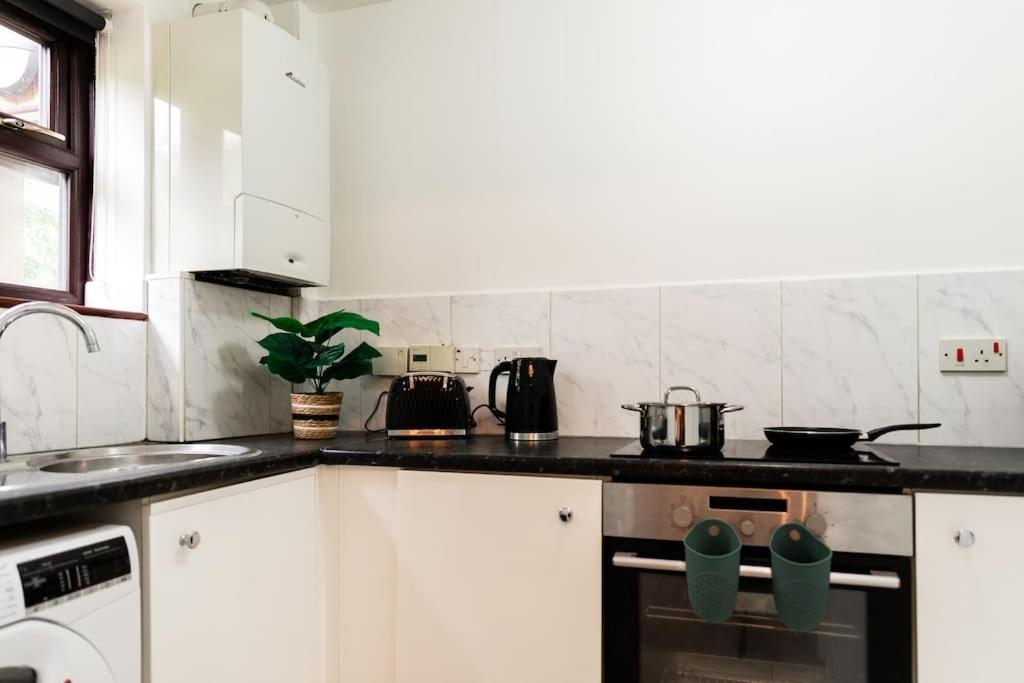דירות Cosy Decorated Flat In טונברידג' מראה חיצוני תמונה