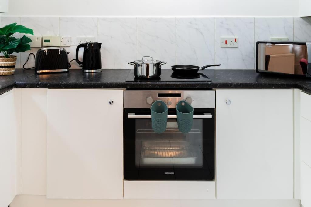 דירות Cosy Decorated Flat In טונברידג' מראה חיצוני תמונה